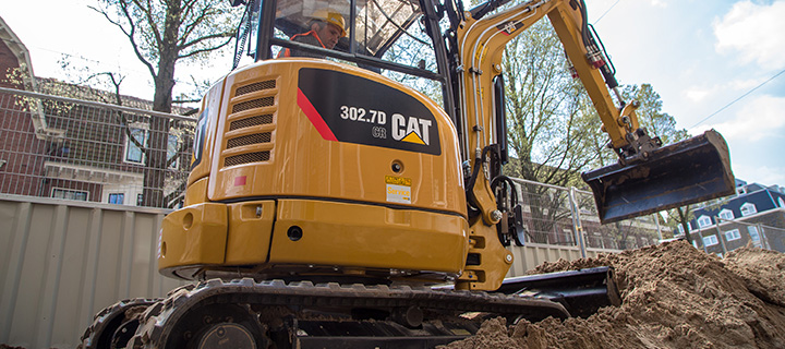 Hawthorne-Cat 302.7D-Mini-Hydraulic-Excavator-blog header_720 x 320_302.7D