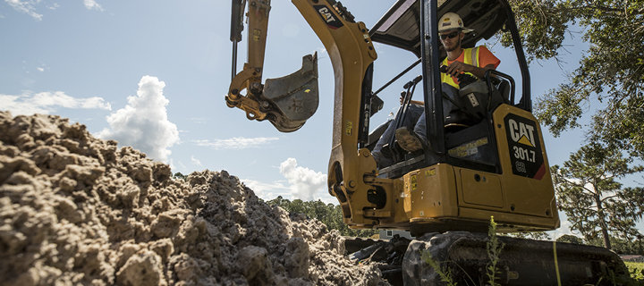 blog header image_720 x 320_307.1 mini excavator